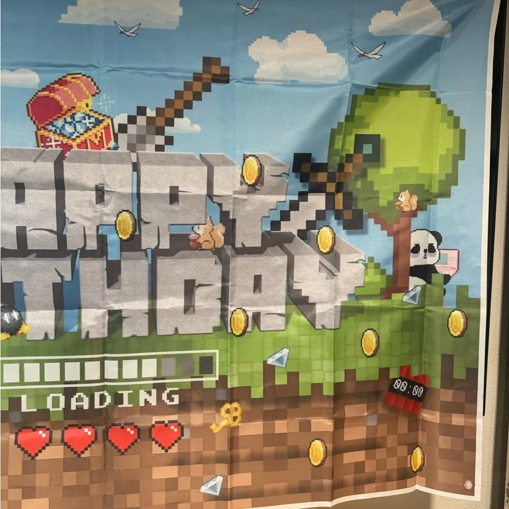 MINECRAFT Pixelated Birthday Party Supplies Set